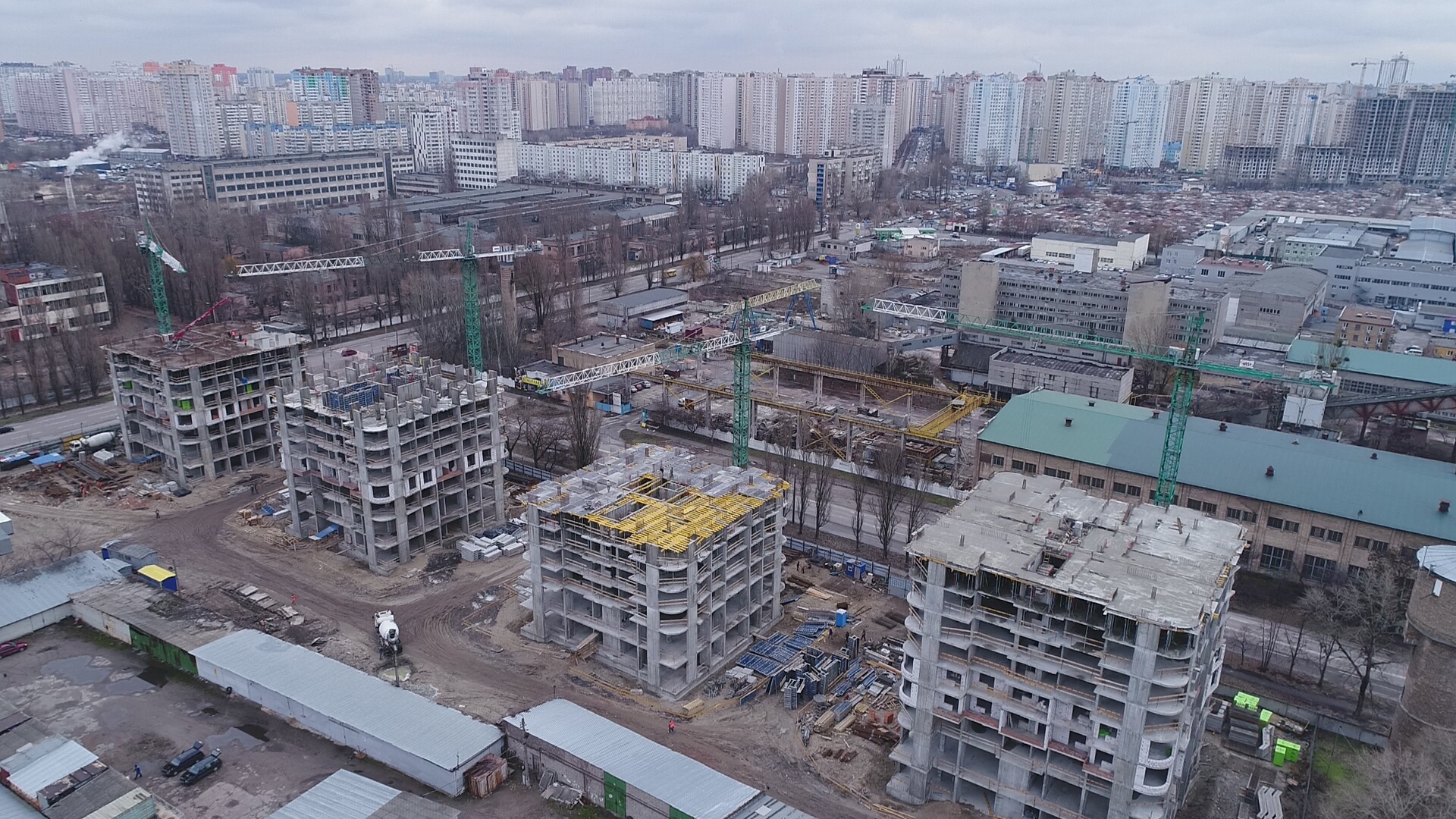 январь