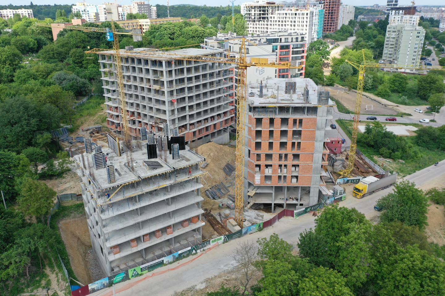 июнь
