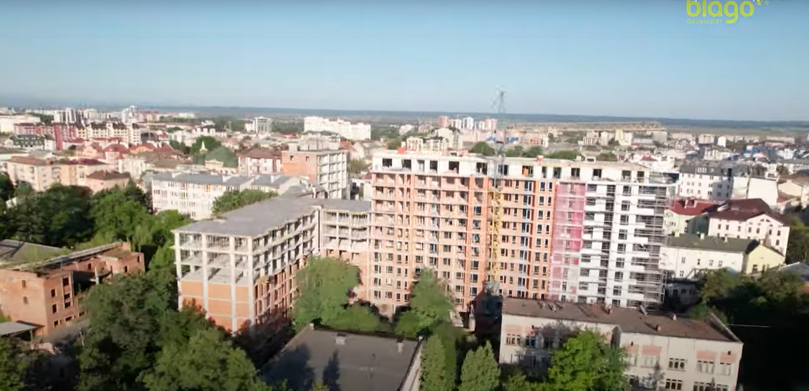 август 2021
