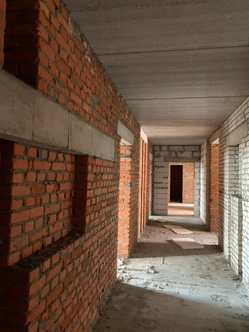 август 2021